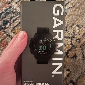 NWT Garmin Forerunner